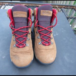 Columbia Newton Ridge Plus Waterproof Amped Boot